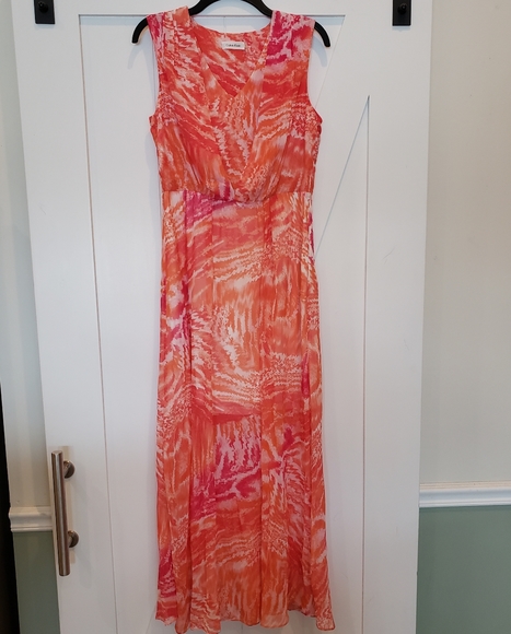 Calvin Klein Dresses & Skirts - CALVIN KLEIN peach and pink chiffon long dress